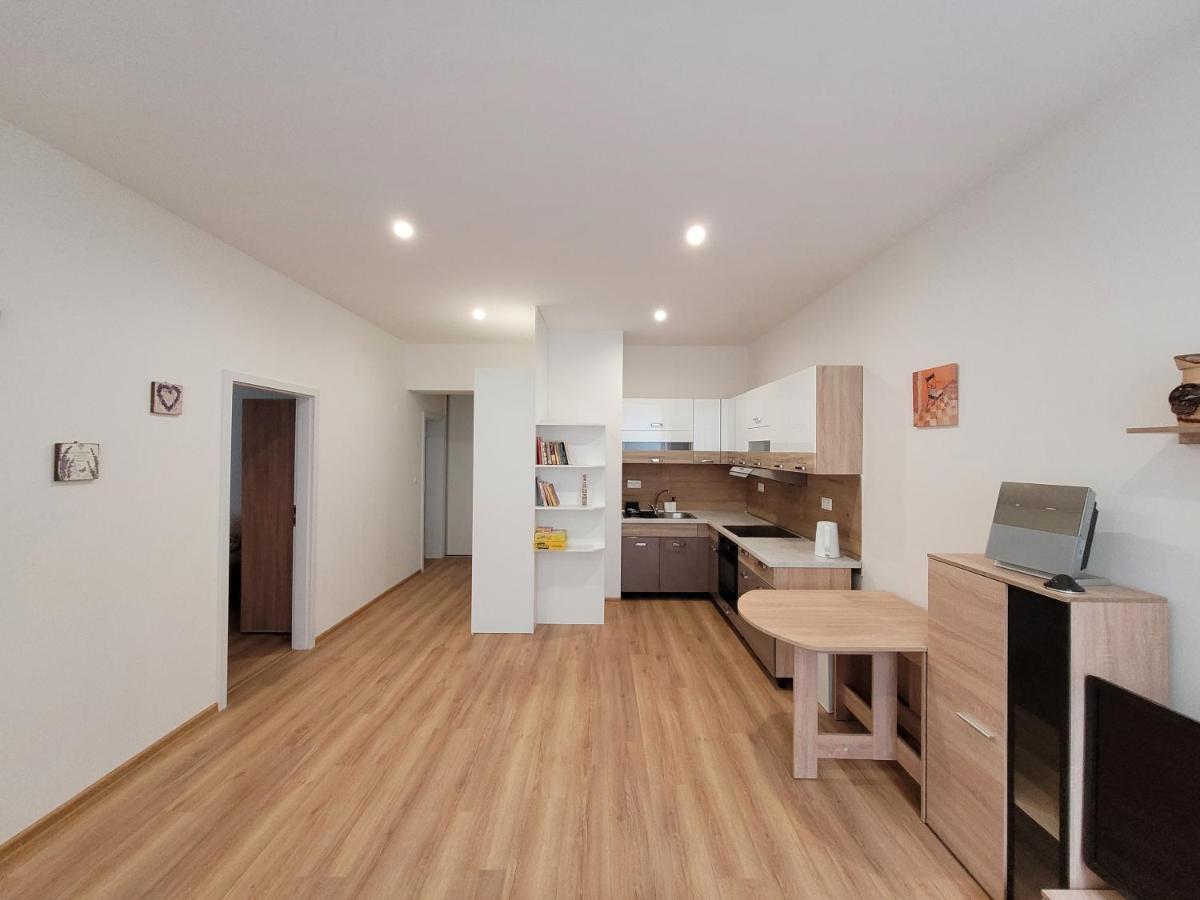 Apartman Tailor Liptovský Mikuláš Exteriör bild